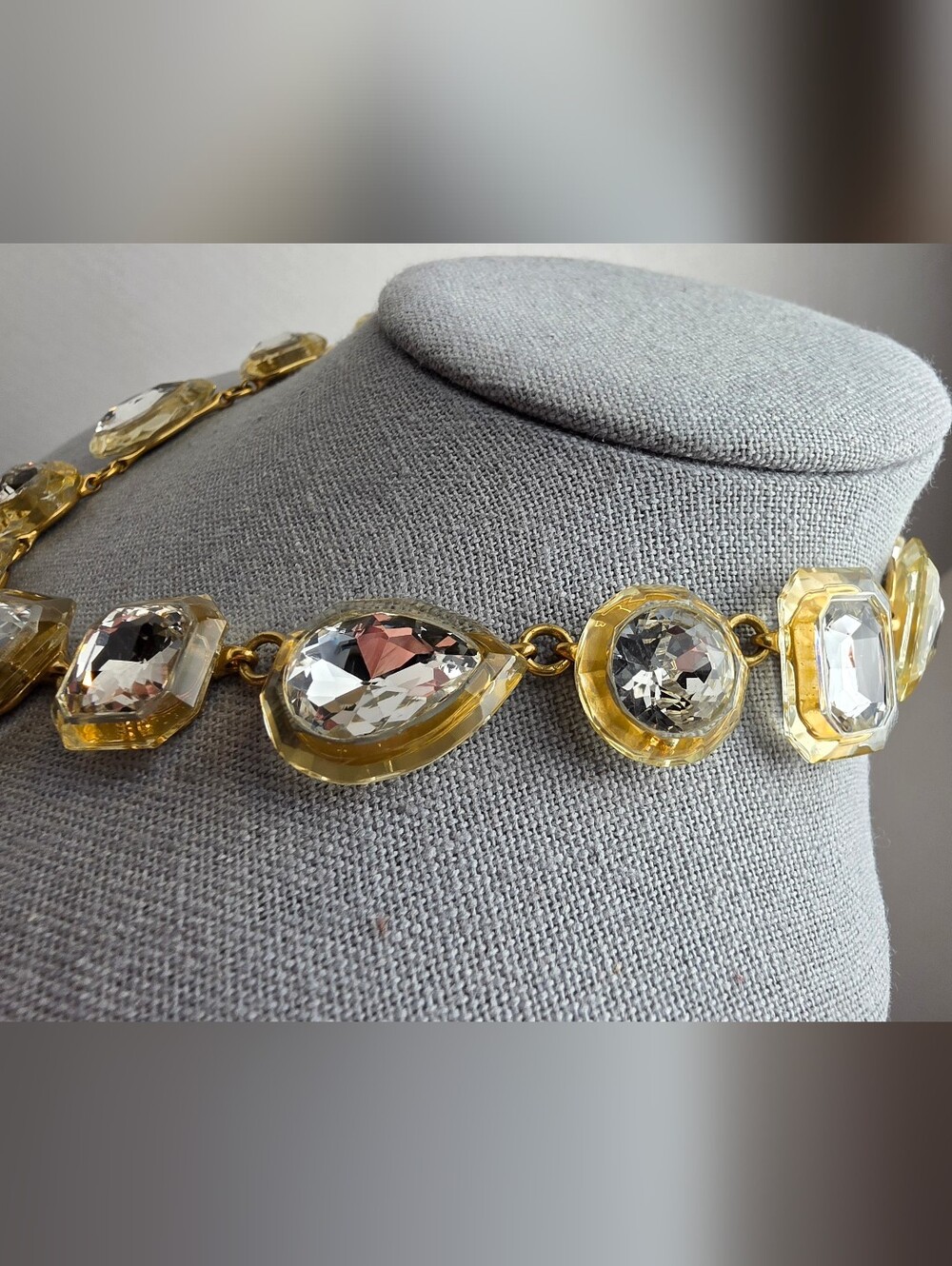 [J. Crew] Jewel Box Clear Faceted Crystal Statement Necklace - Picture 9 of 16